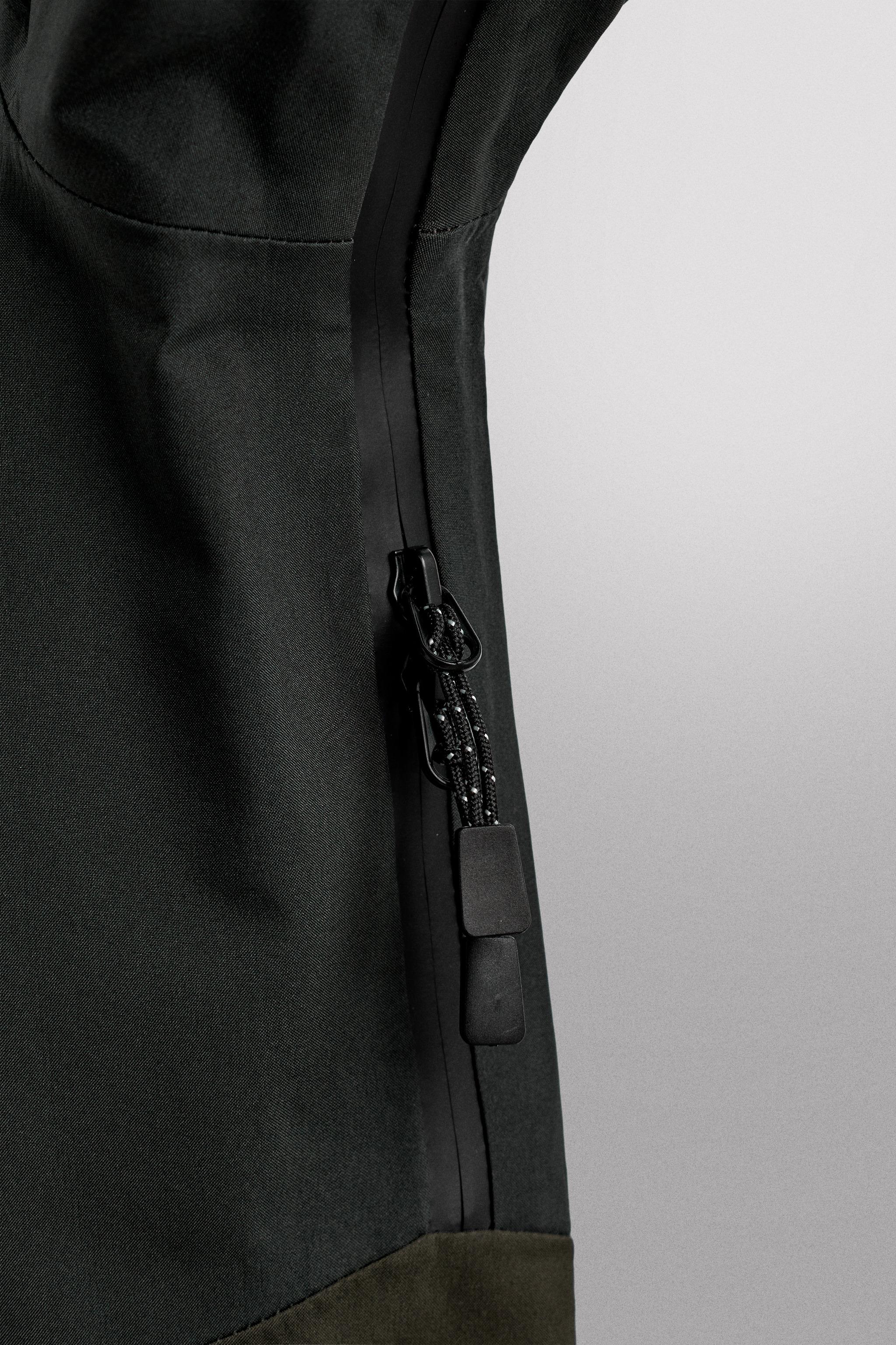 RECCO® WATERPROOF TECHNICAL SHELL SKI JACKET